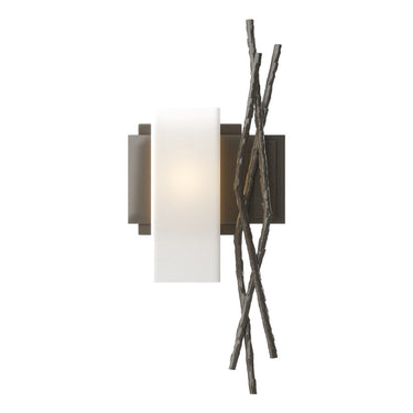 207670 Hubbardton Forge Brindille Sconce 1