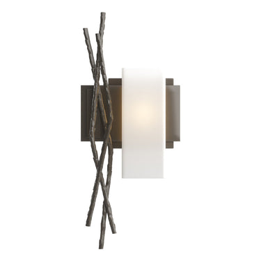 207670 Hubbardton Forge Brindille Sconce 2