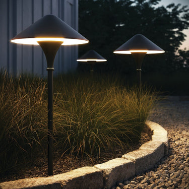 Hinkley Apex Alternative Image 120V Path Light Alternative Image 6