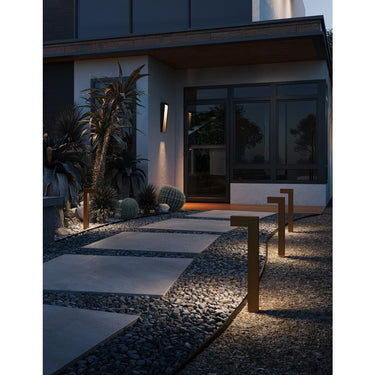 Hinkley Atlantis Alternative Image 12V Large LED Path Light in Cedar Finish Alternative Image 2