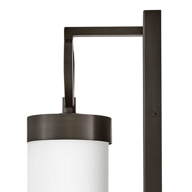 Hinkley Baylor Medium LED Vanity Wall Sconce Alternative Image 5