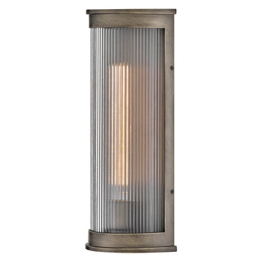Hinkley Bluffton LED Outdoor Medium Wall Mount Lantern Alternative Image 3