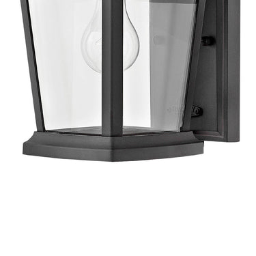 Hinkley Bromley Outdoor Small Wall Mount Lantern Alternative Image 2