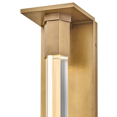 Hinkley Cecily Outdoor Medium Wall Mount Lantern Alternative Image 8