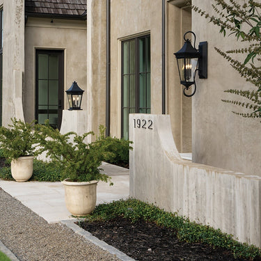 Hinkley Chapel Hill Outdoor Extra Large Wall Mount Lantern Alternative Image 7