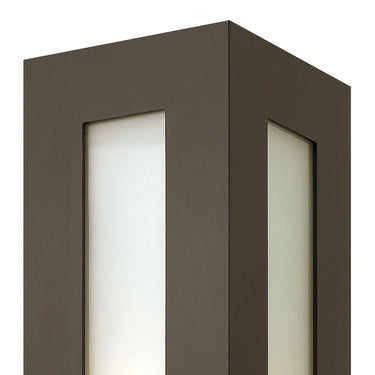 Hinkley Dorian Outdoor Medium Wall Mount Lantern Alternative Image 1