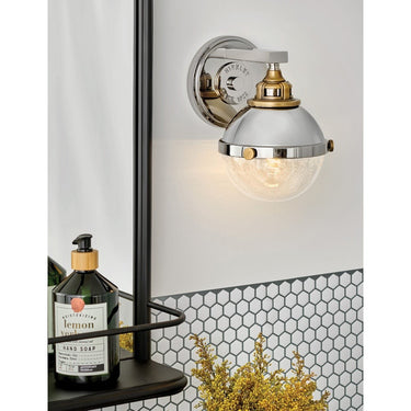 Hinkley Fletcher Small Single Light Vanity Wall Sconce Alternative Image 12
