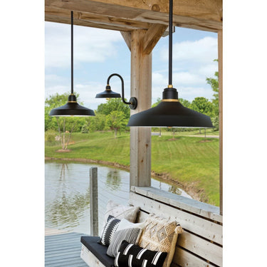 Hinkley Foundry Classic Outdoor Large Convertible Pendant Barn Light Alternative Image 1
