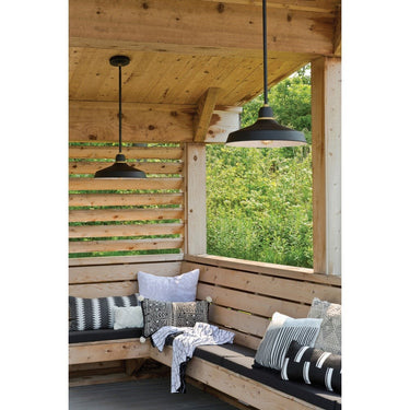 Hinkley Foundry Classic Outdoor Large Convertible Pendant Barn Light Alternative Image 2