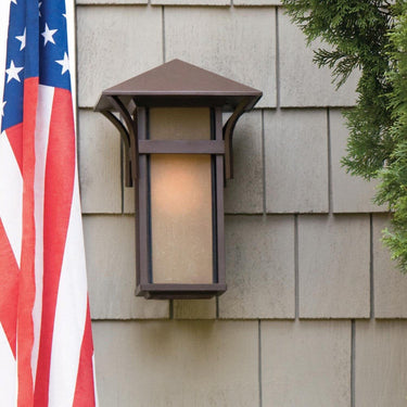 Hinkley Harbor Outdoor Medium Wall Mount Lantern in Anchor Bronze Finish Alternative Image 2