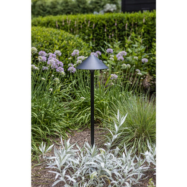 Hinkley Hardy Island Path Light Alternative Image 12V LED Large Classic Path Light Alternative Image 8