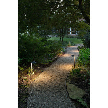 Hinkley Hardy Island Path Light Alternative Image 12V LED Round Side Mount Path Light Alternative Image 7