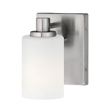 Hinkley Karlie Small Single Light Vanity Wall Sconce Alternative Image 3