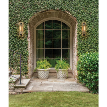 Hinkley Lourde LED Outdoor Medium Wall Mount Lantern Alternative Image 14