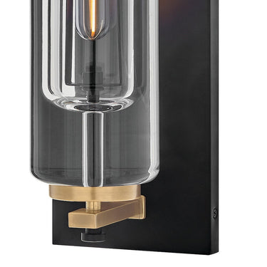 Hinkley Lourde LED Outdoor Medium Wall Mount Lantern Alternative Image 4