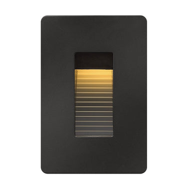 Hinkley Luna LED 2700K Step Light 120v Vertical 