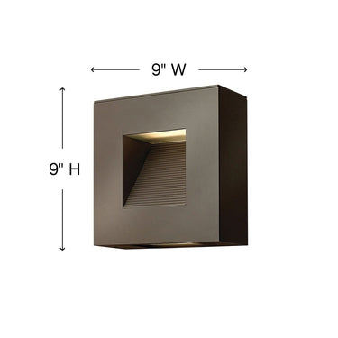 Hinkley Luna LED Outdoor Small Wall Mount Lantern Alternative Image 1