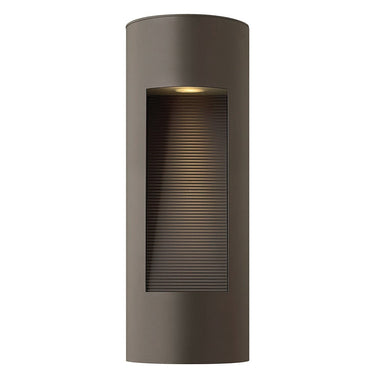 Hinkley Luna Outdoor Medium Wall Mount Lantern - HL1660 