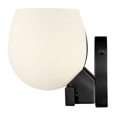 Hinkley Mae LED Medium Three Light Vanity Wall Sconce Alternative Image 5