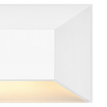 Hinkley Nuvi Alternative Image 12V Large Rectangular Deck Sconce Alternative Image 5