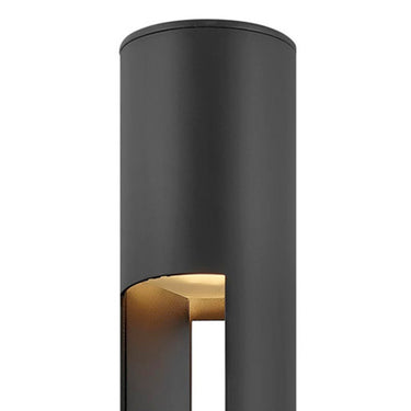 Hinkley Oslo LED Outdoor Medium Wall Mount Lantern Alternative Image 2
