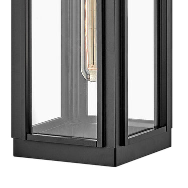 Hinkley Sag Harbor LED Outdoor Medium Wall Mount Lantern Alternative Image 2