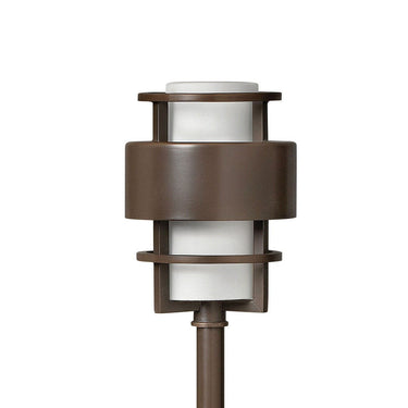 Hinkley Saturn LED Path Light Brass Alternative Image 1