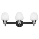 Hinkley Sylvie Medium Vanity Wall Sconce Alternative Image 6