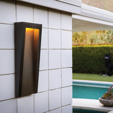 Hinkley Taper Outdoor Large Wall Mount Lantern Alternative Image 7