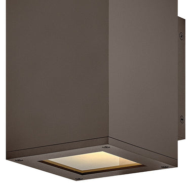 Hinkley Tetra LED Outdoor Small Downlight Wall Mount Lantern Alternative Image 2