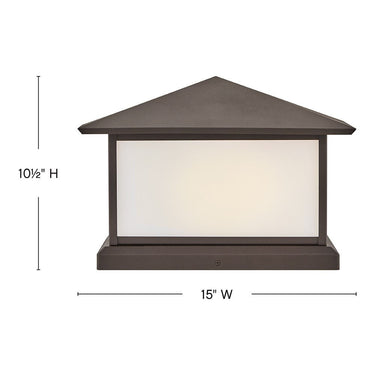 Hinkley Walter Outdoor Large Pier Mount Lantern Alternative Image 4