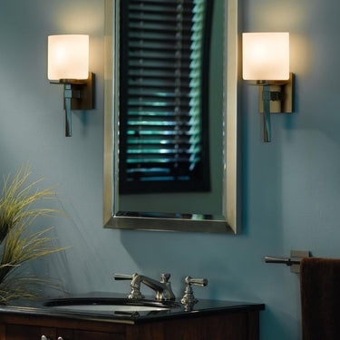 Hubbardton Forge Beacon Hall Ellipse Glass Sconce 1