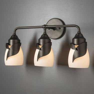 Hubbardton Forge Lapas 3-Light Bath Sconce - 201352 7